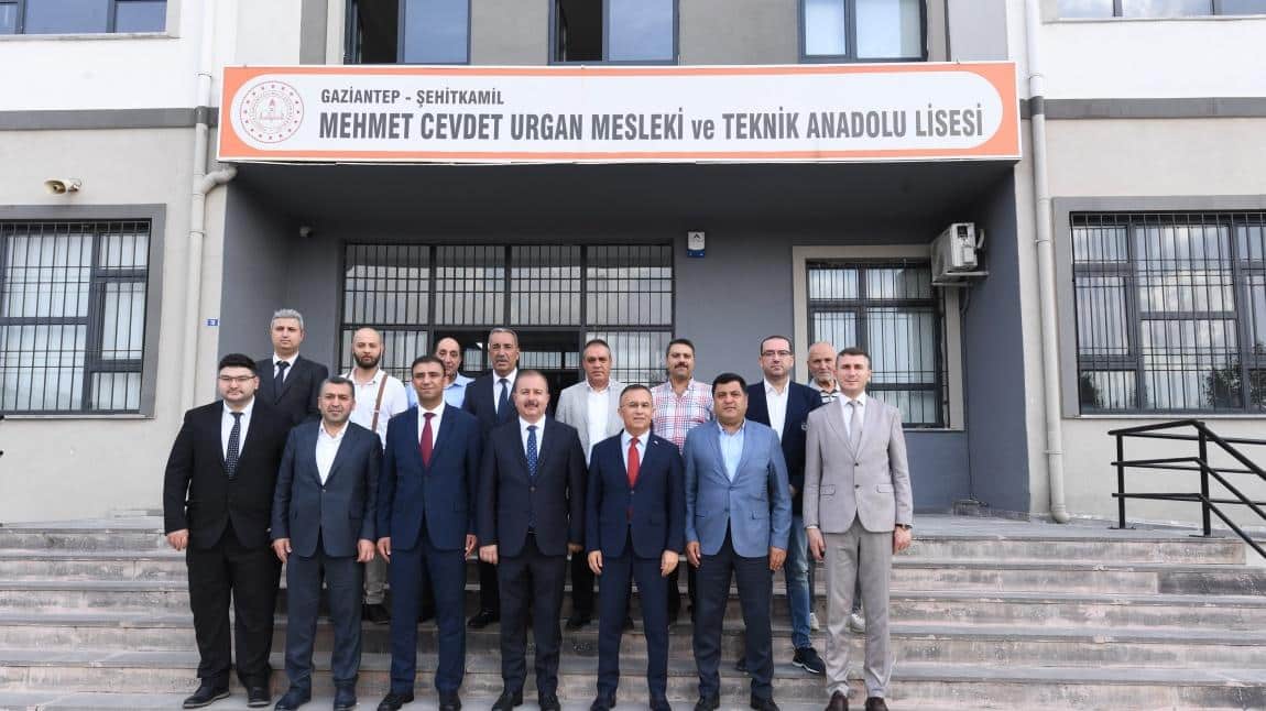 GAZİANTEP VALİMİZ SAYIN KEMAL ÇEBER OKULUMUZU ZİRAYET ETTİLER
